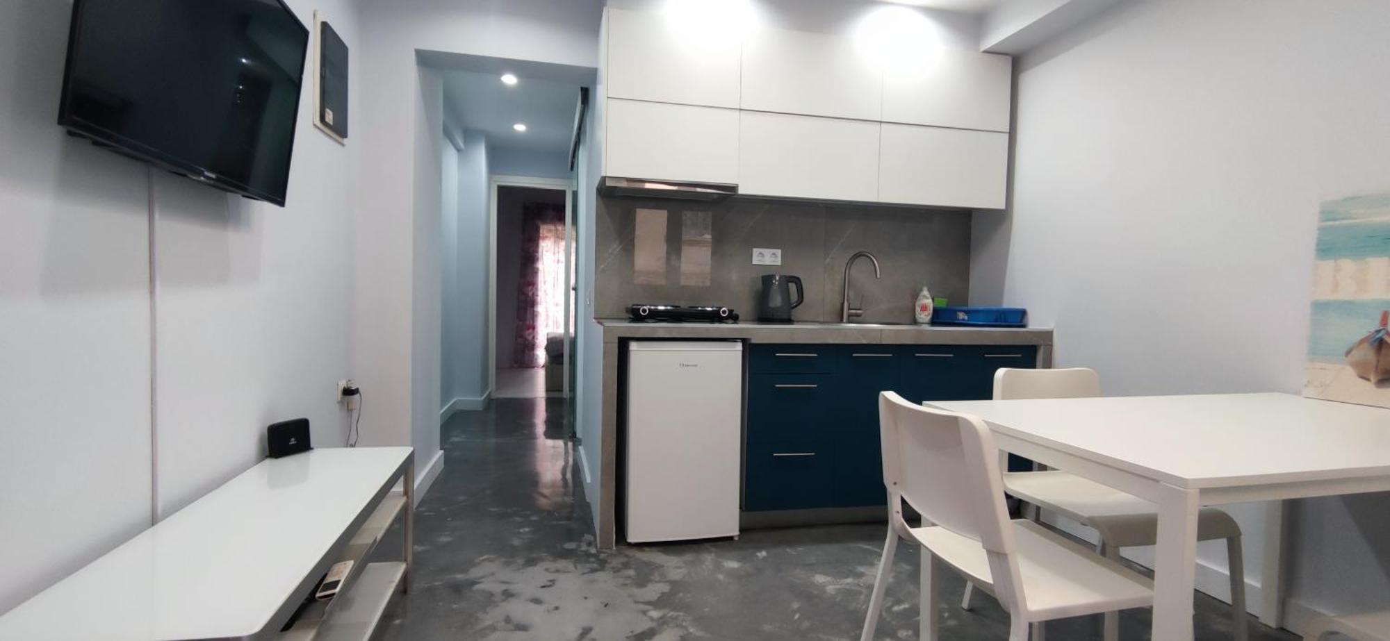 New Apartment With A Separate Entrance Near The Subway. 아테네 외부 사진