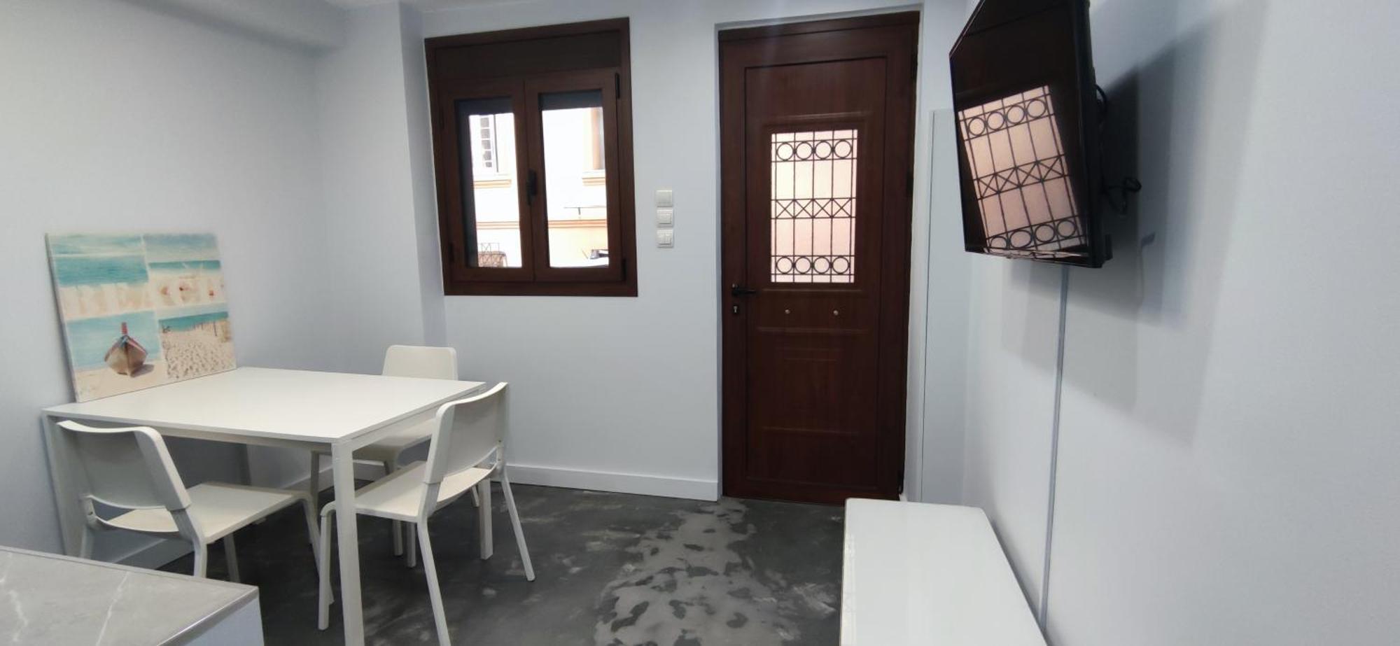 New Apartment With A Separate Entrance Near The Subway. 아테네 외부 사진