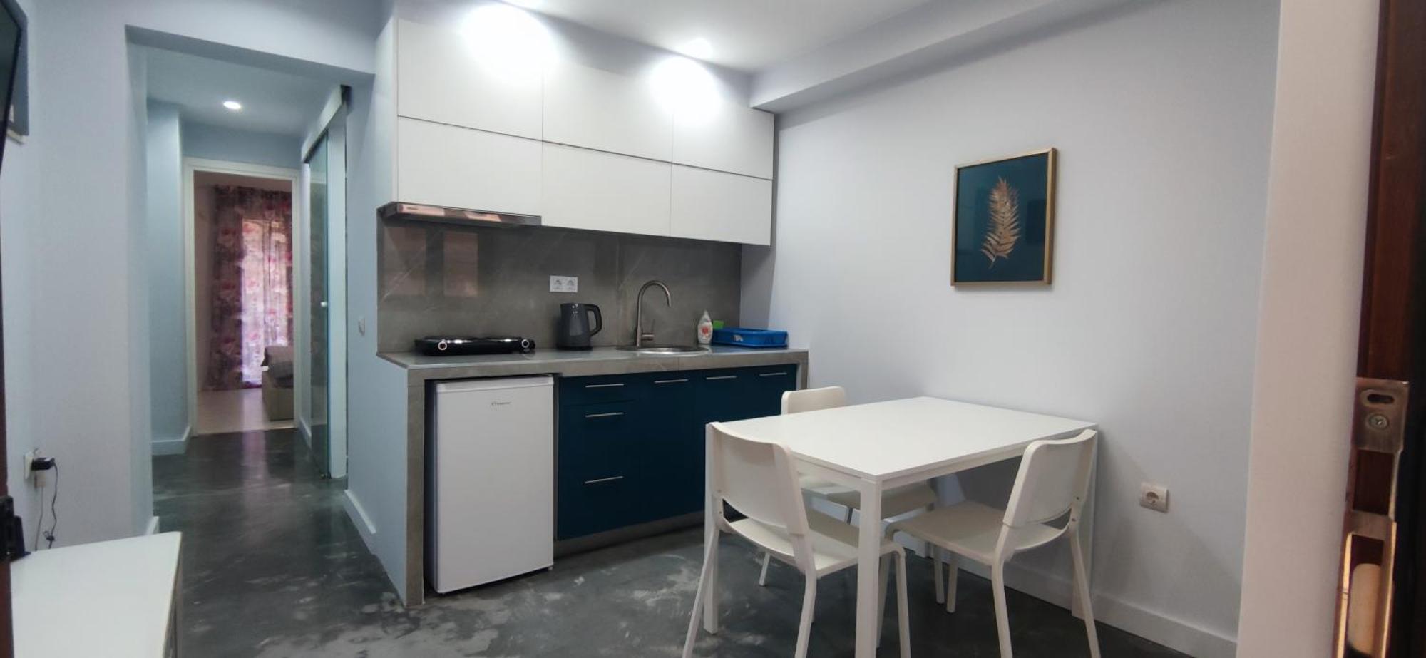 New Apartment With A Separate Entrance Near The Subway. 아테네 외부 사진