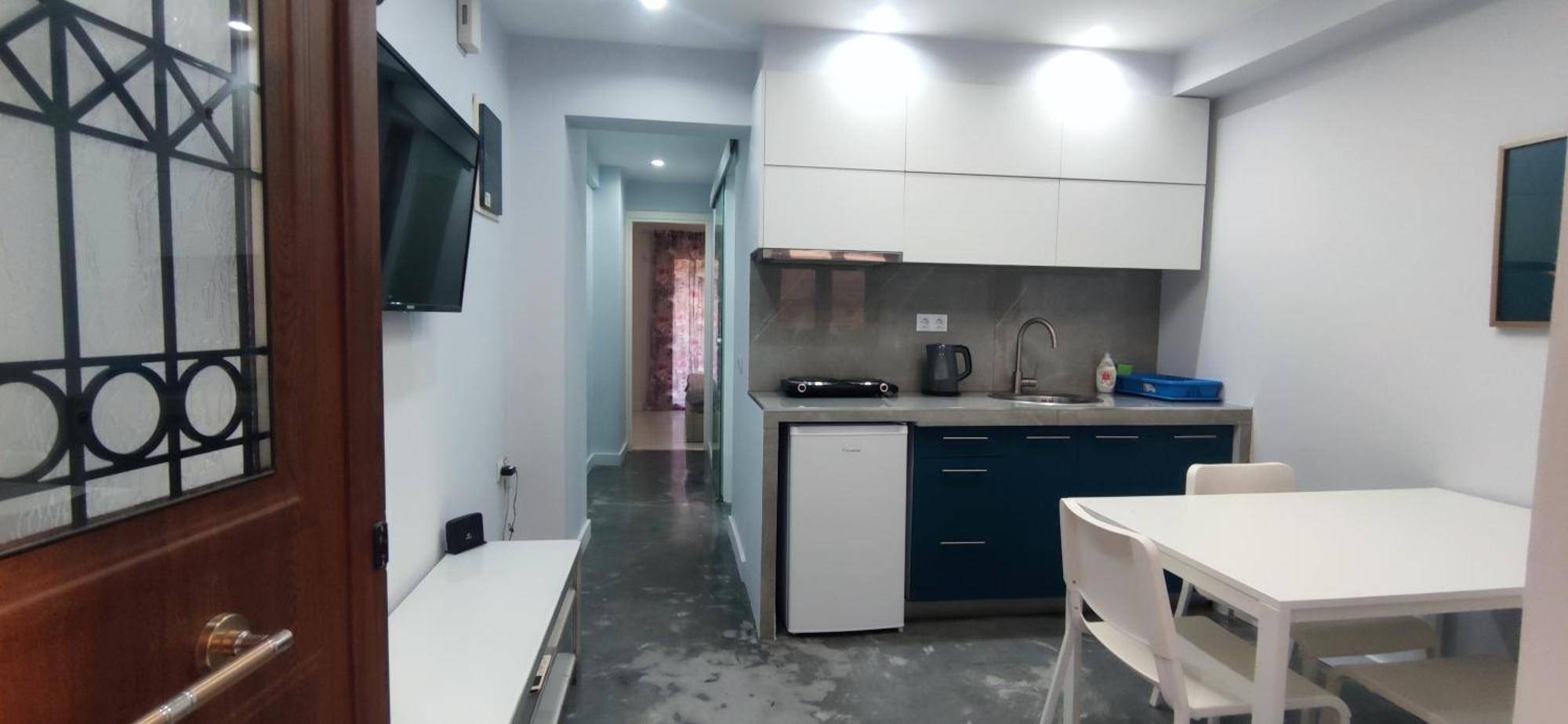 New Apartment With A Separate Entrance Near The Subway. 아테네 외부 사진