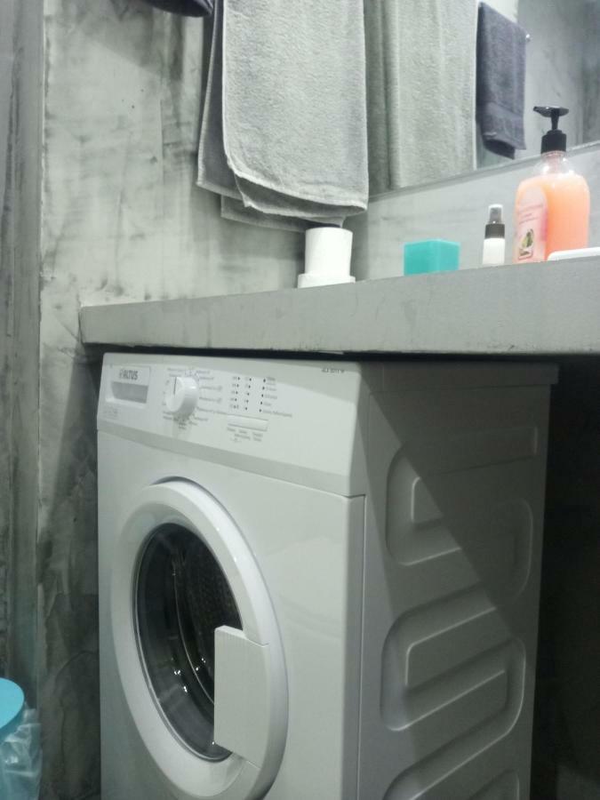 New Apartment With A Separate Entrance Near The Subway. 아테네 외부 사진